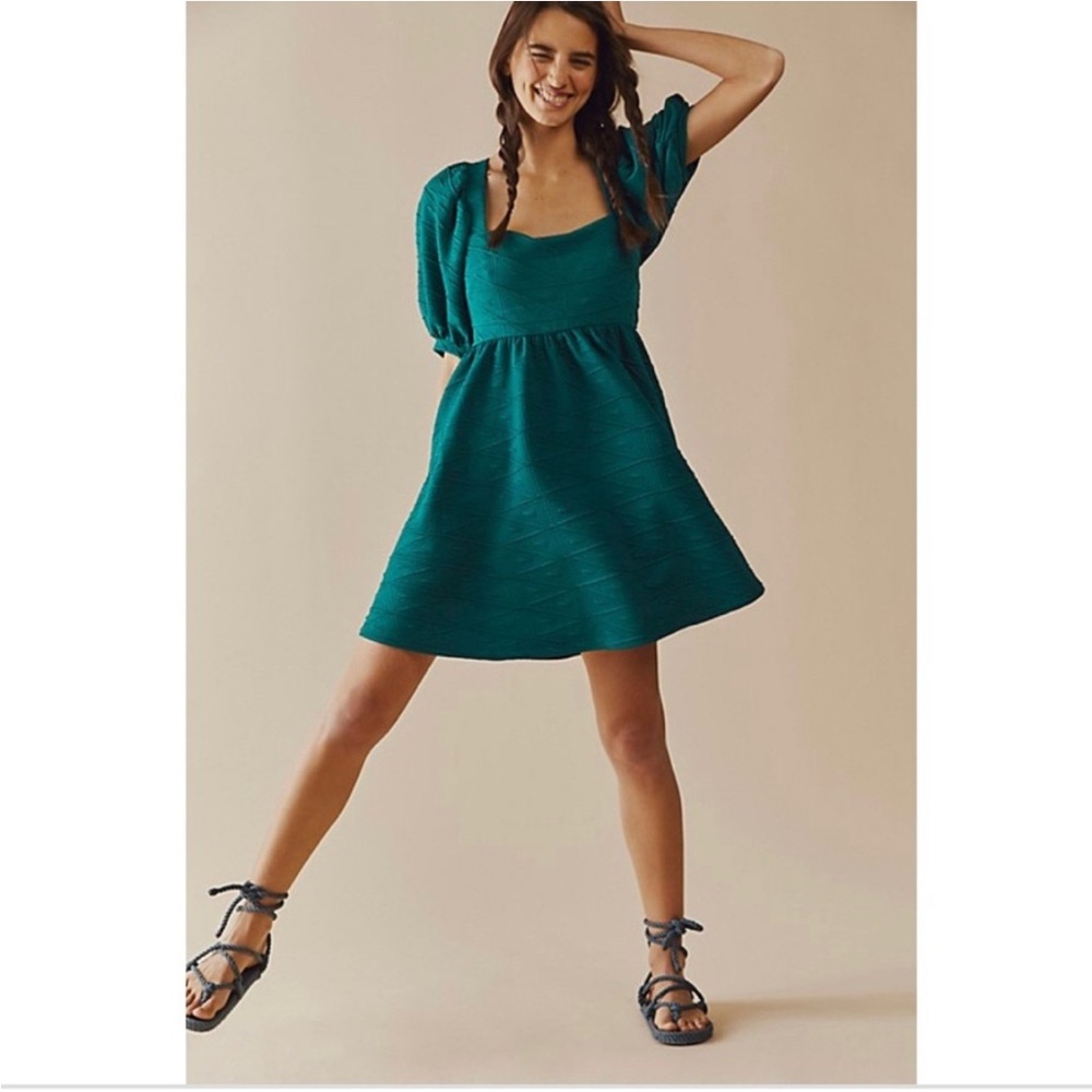 NWT Free People Violet Mini Dress Puff sleeve gorgeous Green Balsam Sz Medium